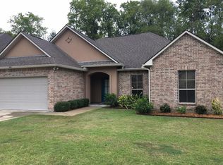 205 Arsenal Dr, Carencro, LA 70520