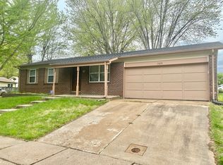 11691 Mimeaux Dr, Saint Louis, MO 63138