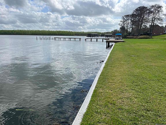 4th image of False River Rd