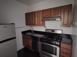 1333 W Birchwood Ave APT 304, Chicago, IL 60626