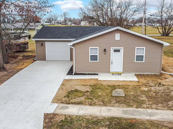 250 Ivanhoe Rd, Kingsford Heights, IN 46346