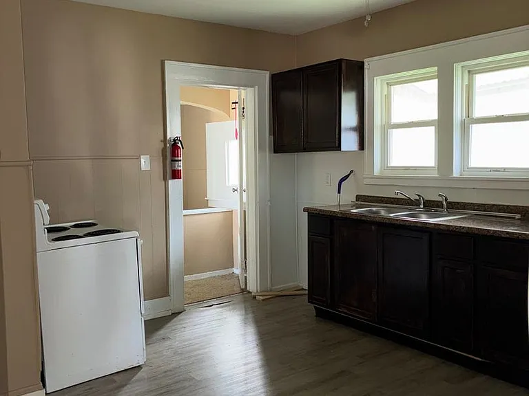 1703 Oakdale Ave — Photo 20