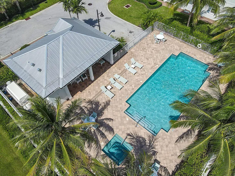106 Ocean Breeze Dr — Photo 46