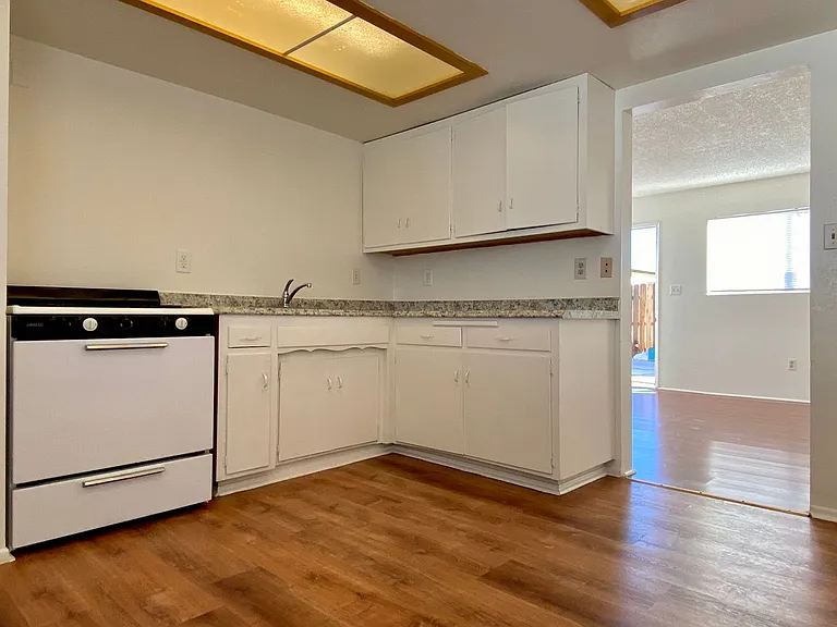 121 S Norma St — Photo 6
