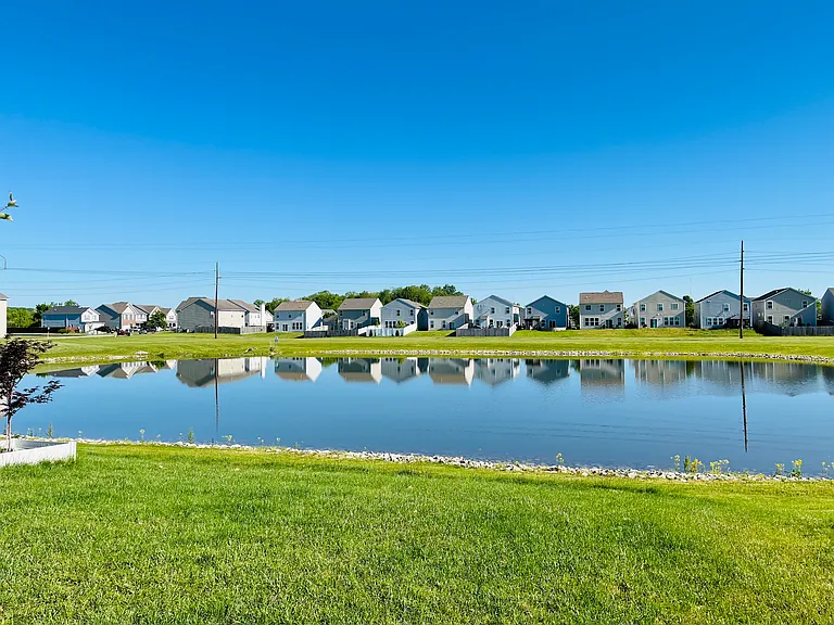 2566 Creek Bank Dr — Photo 26
