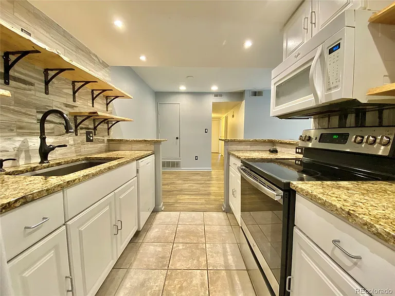 4400 S Quebec St #D201 — Photo 2
