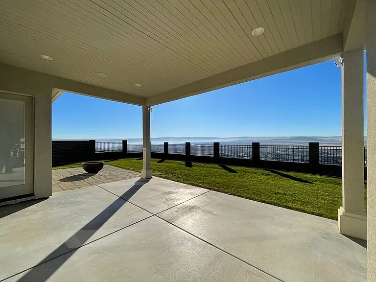 2319 Skyview Loop — Photo 28
