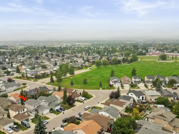 10 N Big Springs Hl SE, Airdrie, AB T4A 1N1