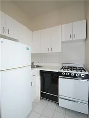 Rented by Buchbinder & Warren | media 13