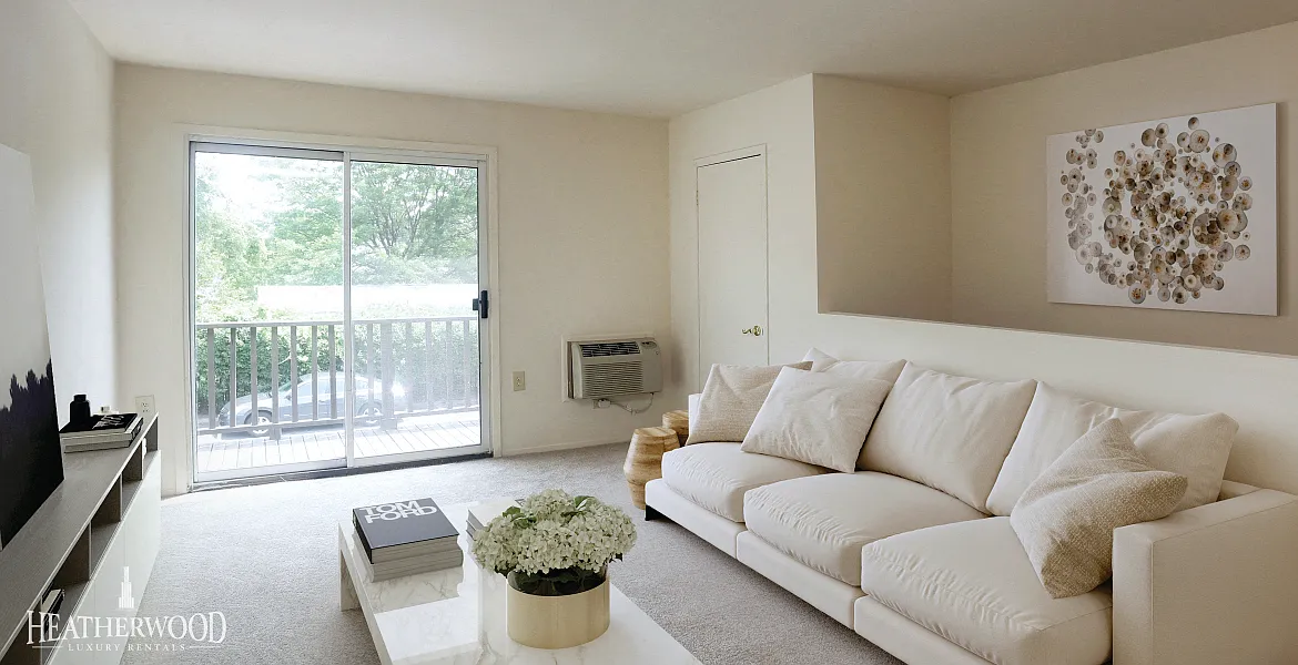Southwood Luxury Apartments — Photo 1