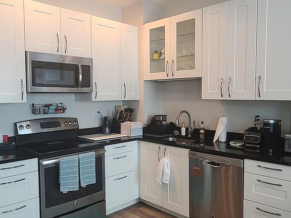5th image of 3 Sayward Pl Unit 2