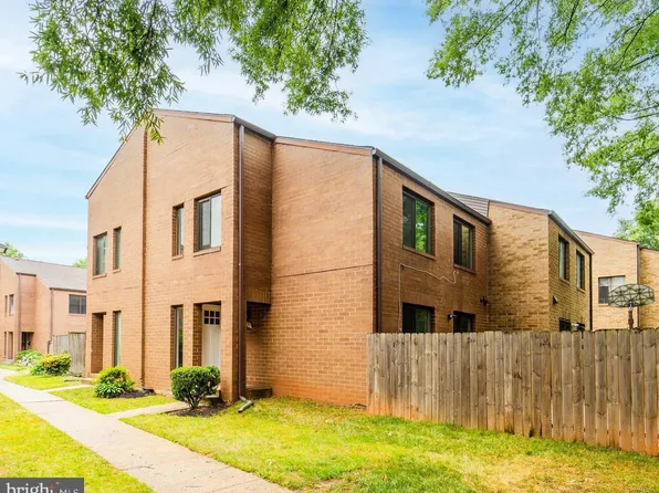 3121 Berry Rd NE #15, Washington, DC 20018
