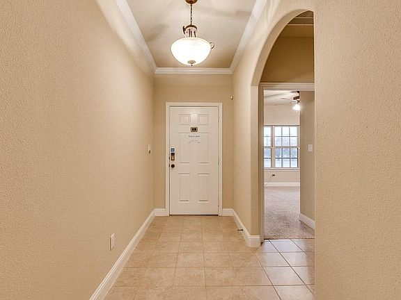 3rd image of 3001 Glenwood Ct
