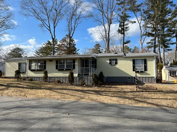 117 Doolittle Ln, West Wareham, MA 02576
