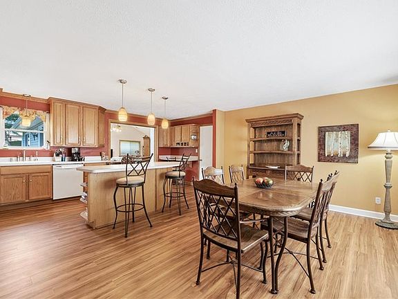 2nd image of 2259 Gary Dr