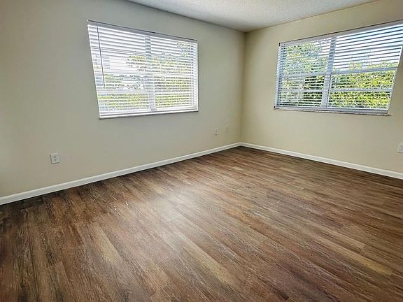 3rd image of 8950 NE 8th Ave APT 411