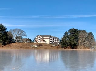 57 Long Point Rd #104, Lakeville, MA 02347