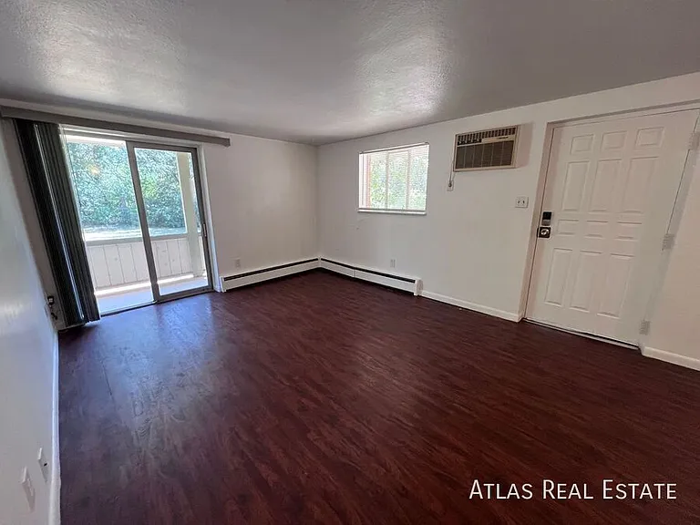 831 E San Miguel St — Photo 3