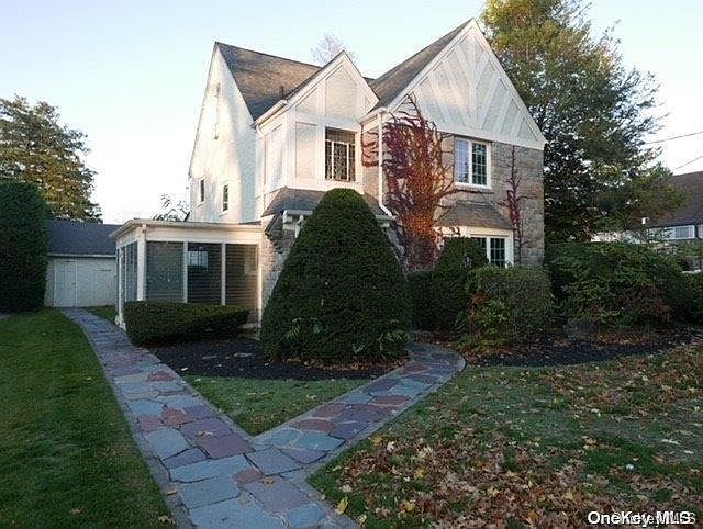 1st image of 61 Canterbury Road