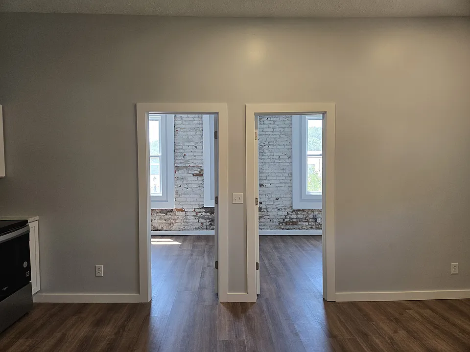 226 Main St