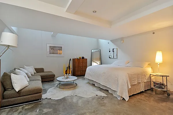 Rented by Corcoran | media 4