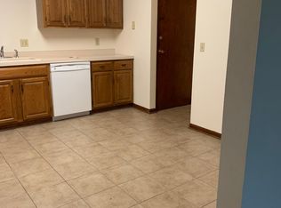 509 Narvick Ave APT 3, Morris, IL