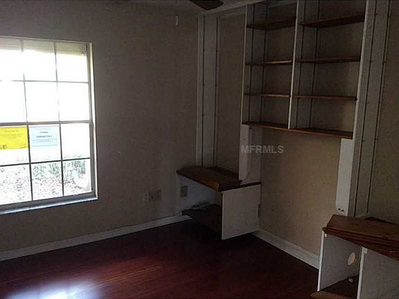 4th image of 1210 Glenmore Dr