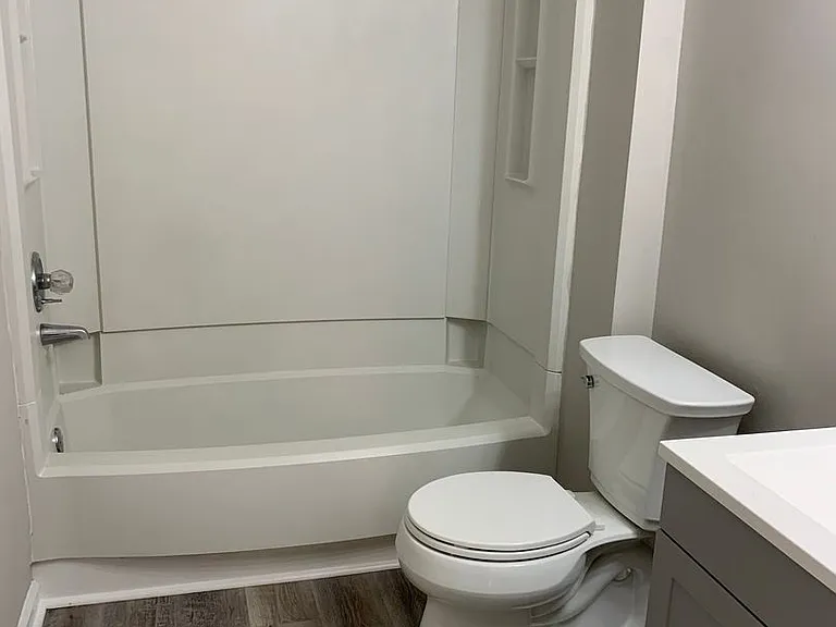 5302-5304 Grovewood Pl — Photo 17