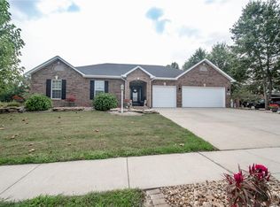 4047 Sequoia Dr, Edwardsville, IL 62025