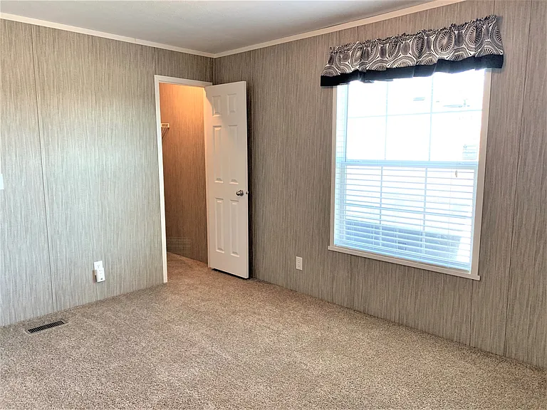 Oak Hill Estates — Photo 91