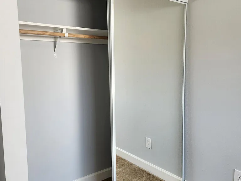 1117 Olive Ave — Photo 8
