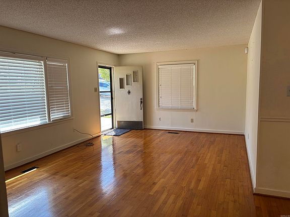 3rd image of 2816 Crouchwood Rd