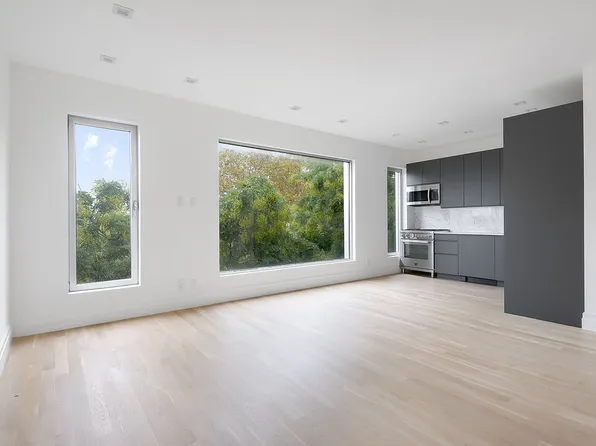 235 N Henry St #4B, Brooklyn, NY 11222