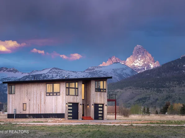 1899 Sweetgrass Rd, Driggs, ID 83422