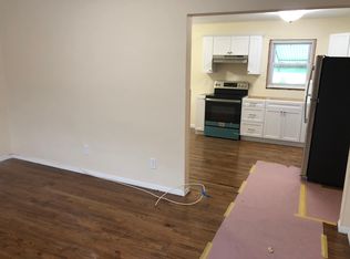 35 Lucille Ave FLOOR 1, Elmont, NY 11003