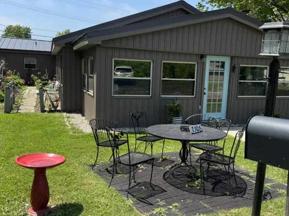 7308 Cedar Haven Ln, Lexington, MI 48450