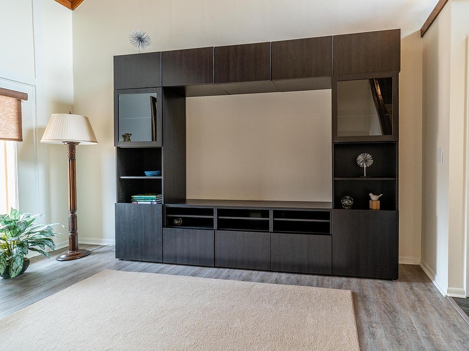 Wonderful Entertainment Center