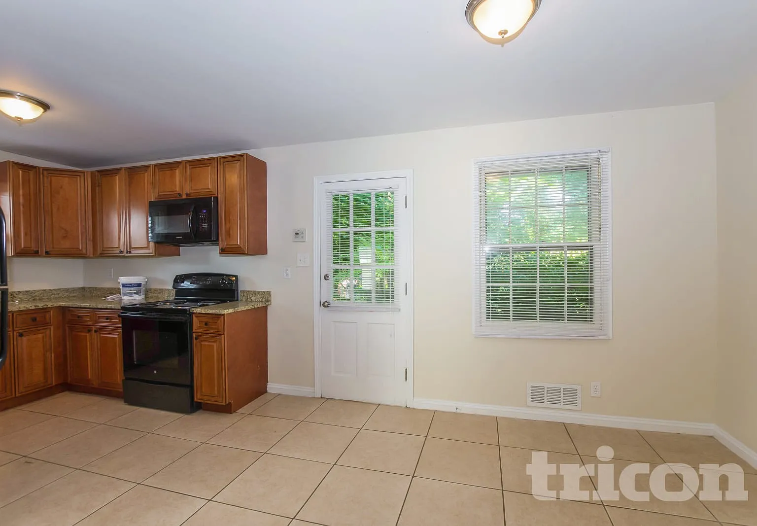 4200 Gladstone Lane Charlotte NC — Photo 4