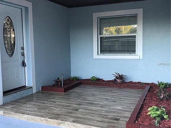 3rd image of 809 E 109th Ave
