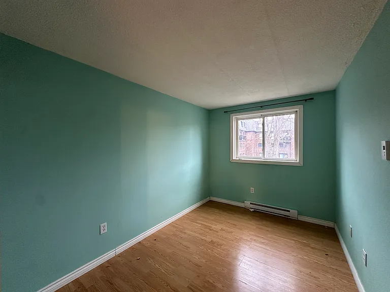43 Taunton Rd E #39 — Photo 16