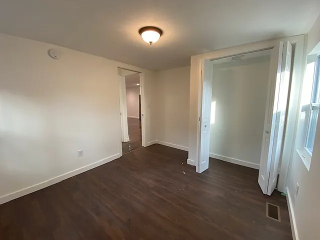 222 S Home St — Photo 5