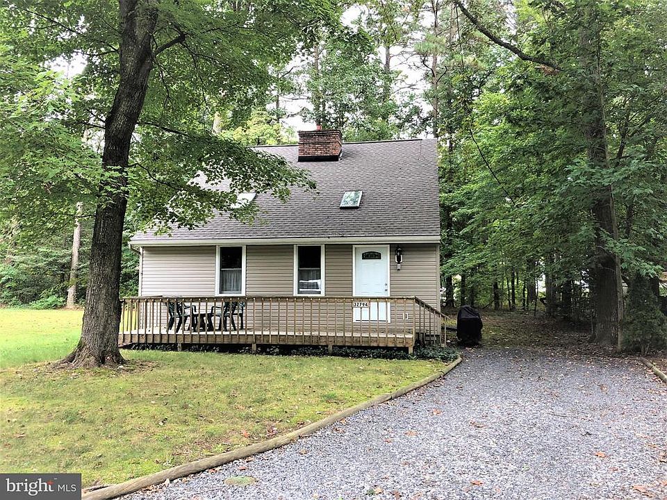1st image of 32794 Poplar Dr