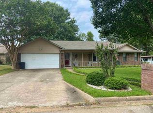 3635 Reno Dr, Paris, TX 75462