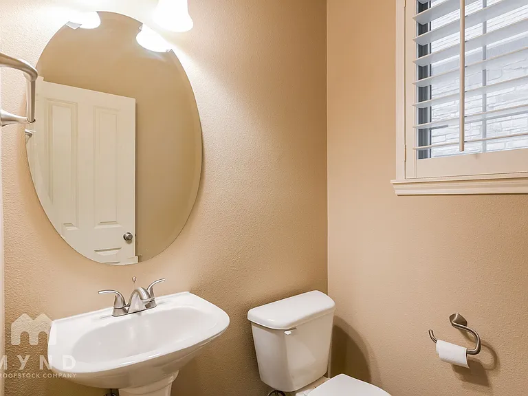 16765 NW Vetter Dr — Photo 16