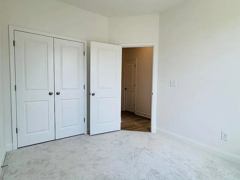 7044 Westrow Ave — Photo 21