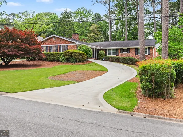 2241 Fairoaks Rd, Decatur, GA 30033