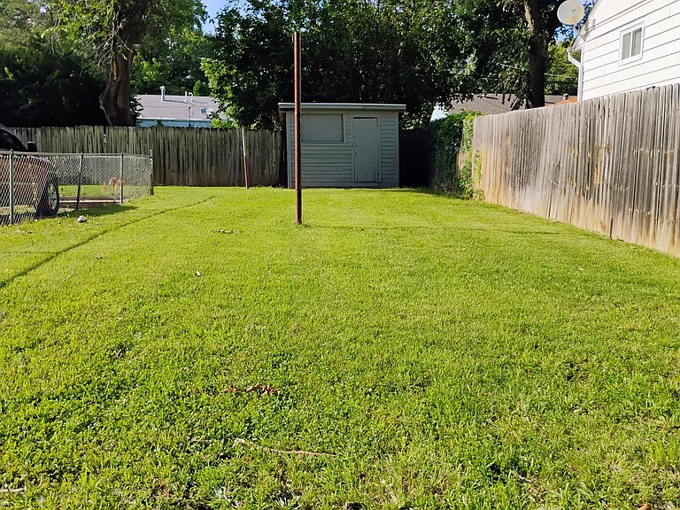 1312 SW Glendale Dr — Photo 10