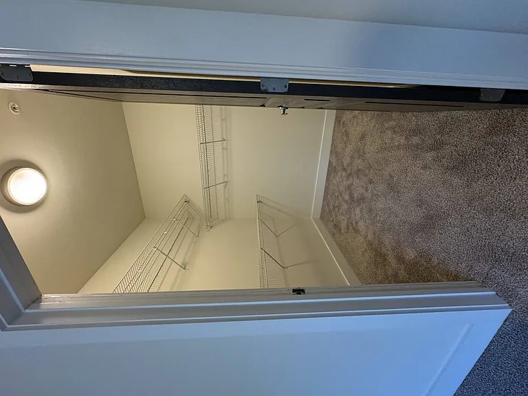 The Kirkwood Apartments at Edgewood — Photo 97