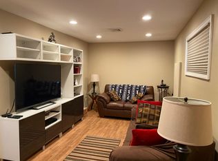 1395 Stephen Pl, Valley Stream, NY 11580