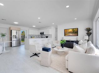 395 NE 28th Rd #395, Boca Raton, FL 33431